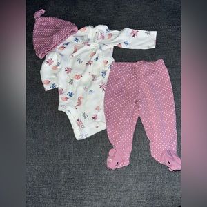 Carter’s newborn set